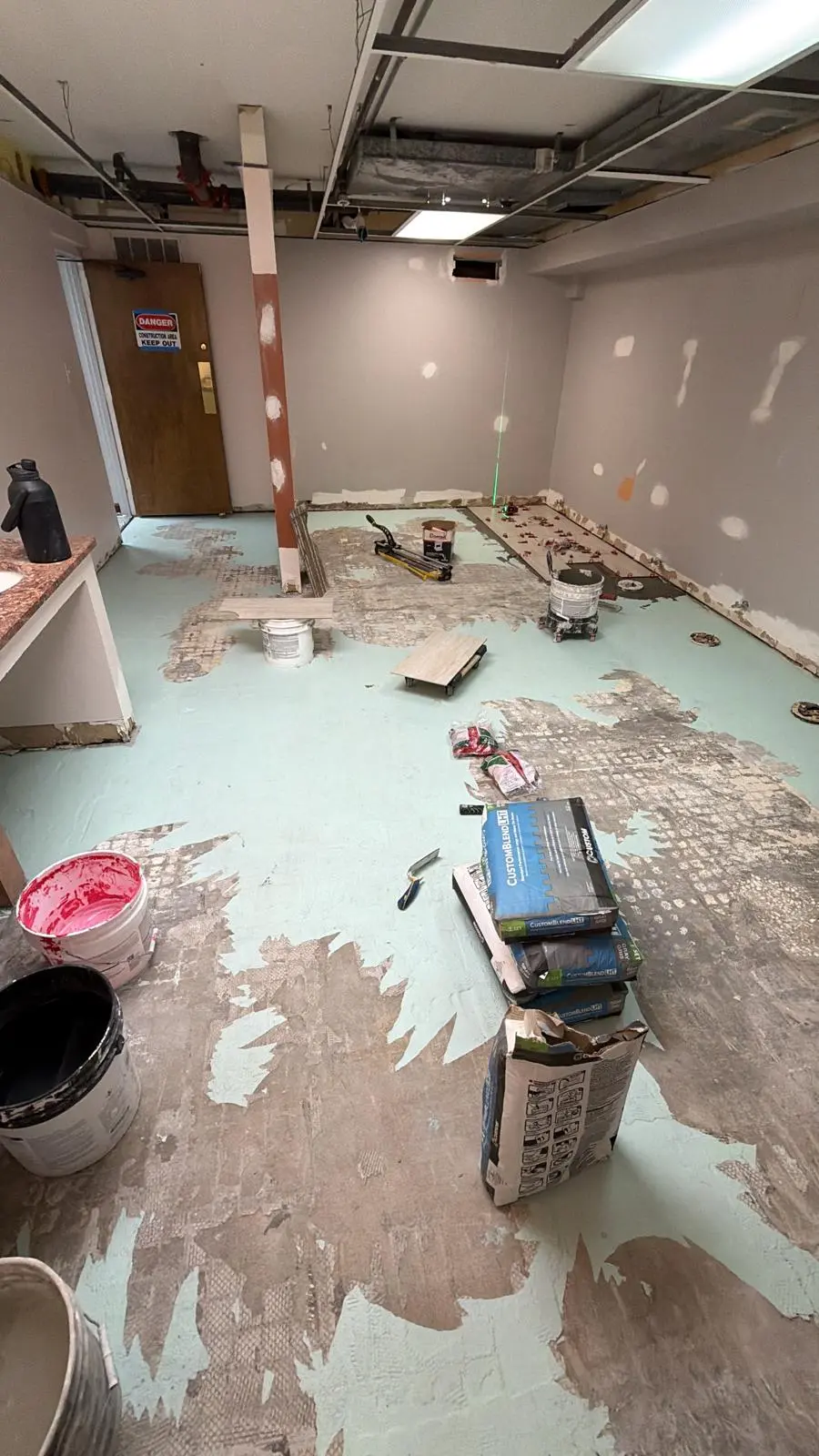 Antes del proyecto de Capote Tiles LLC